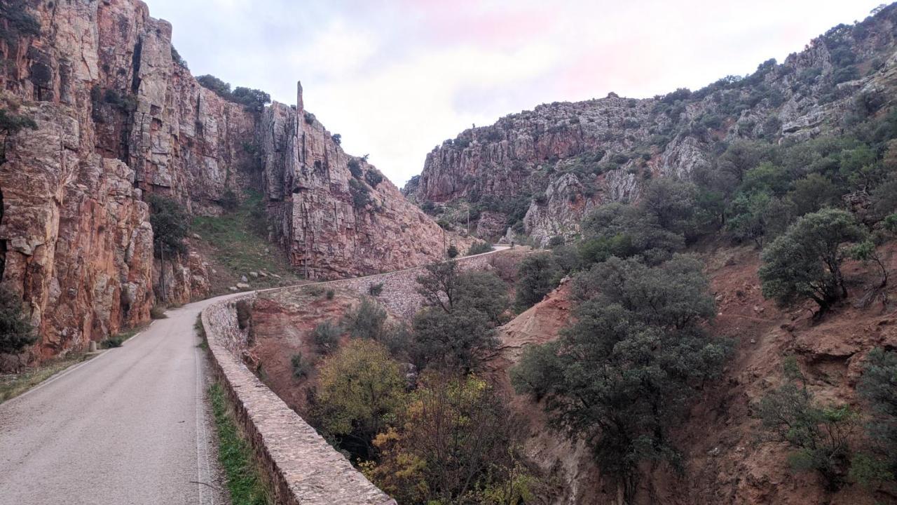 Casa Rustica De Pueblo En Sierra De Alcaraz Villa Salobre  ภายนอก รูปภาพ